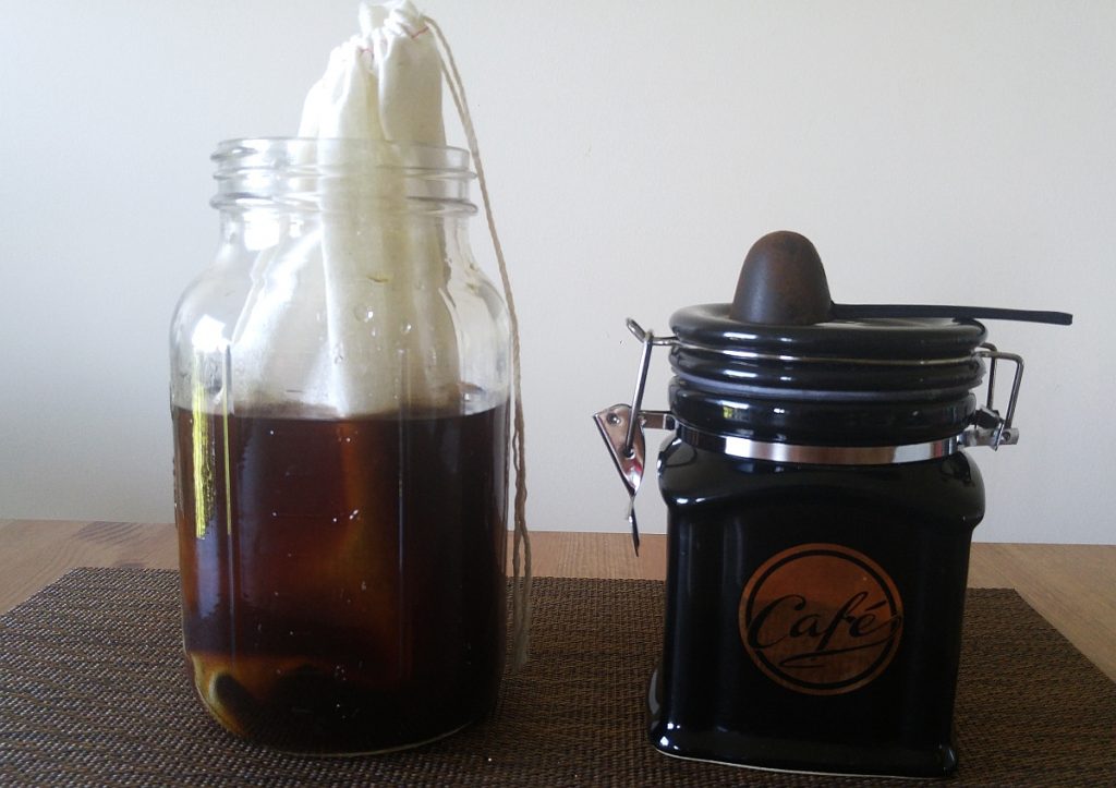Immersion Cold Brew Coffee Immersion Cold Brew with a fabric filter in a mason jar