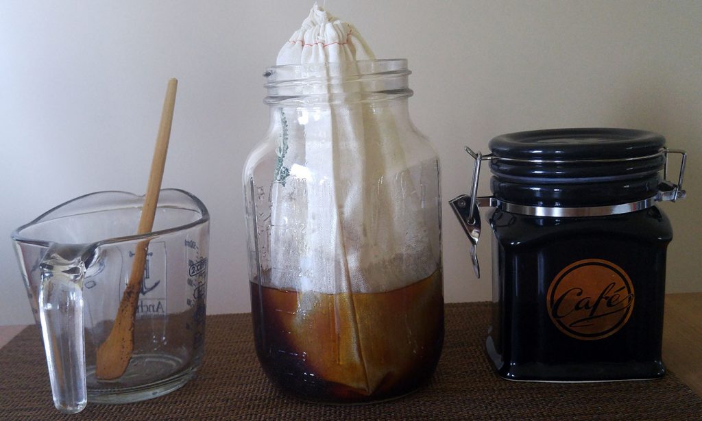 Immersion cold brew coffee station